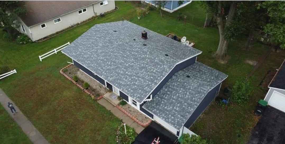 trusted Cedar Lake residential and commercial roofing services