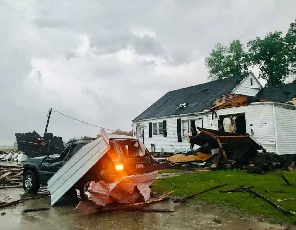 Tornado With Intense Wind Gusts Smashes Indiana