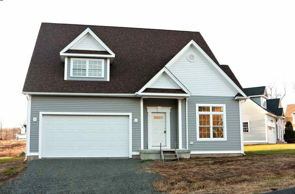 5 Benefits of Hiring a Local Roofing Company in Portage